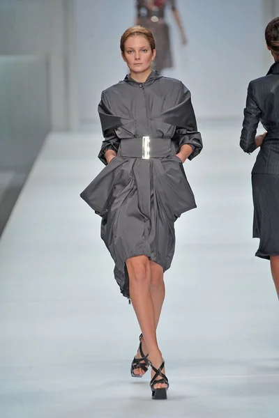 Look 29
